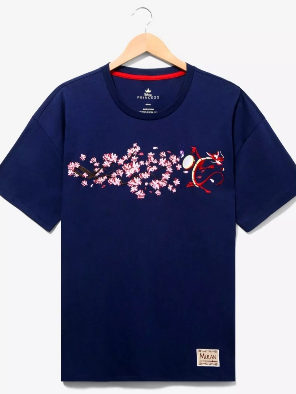Disney Mulan Mushu Floral Women's Plus Size T-Shirt
